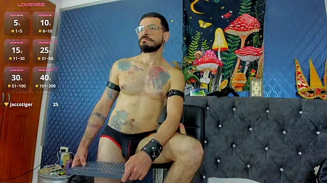 leondevereda online show from March 3, 1:20 pm