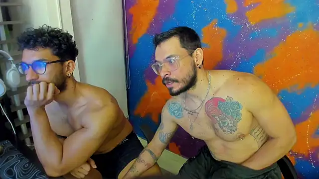 leondevereda online show from September 28, 1:44 am