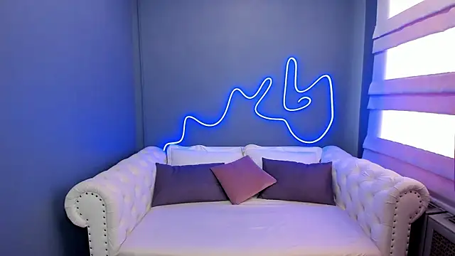 rock n roxy online show from March 13, 3:44 am