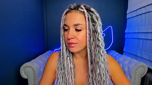 rock n roxy online show from October 18, 1:19 am