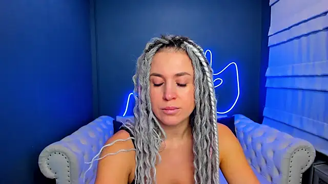 rock n roxy online show from December 19, 1:23 am