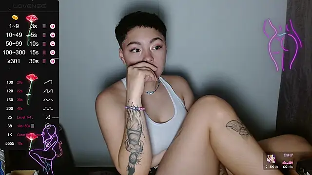 Snapshot of TRIXIE_TANG28 chatting on March 7, 12:26 am TRIXIE TANG28 online show from March 7, 12:26 am