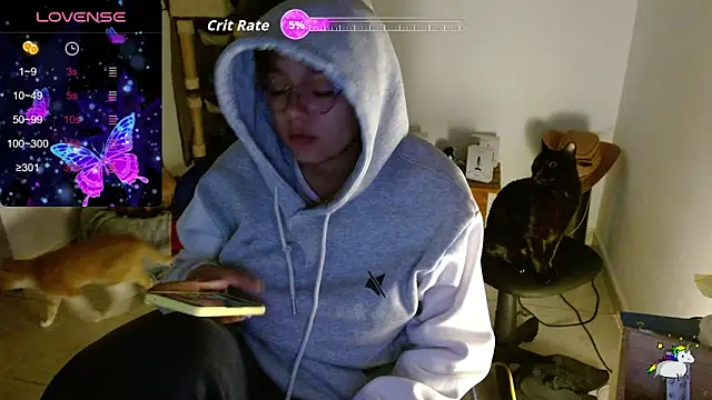 Snapshot of TRIXIE_TANG28 chatting on February 9, 2:59 am TRIXIE TANG28 online show from February 9, 2:59 am