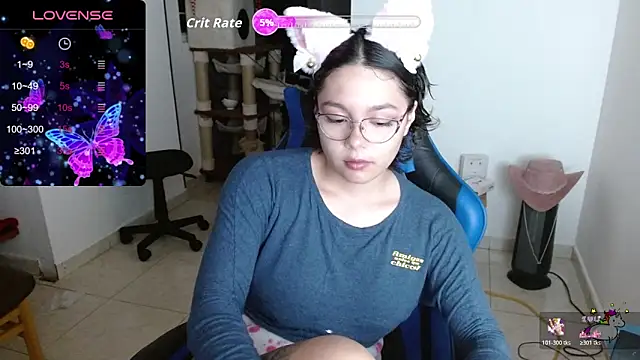 Snapshot of TRIXIE_TANG28 chatting on February 13, 2:51 am TRIXIE TANG28 online show from February 13, 2:51 am