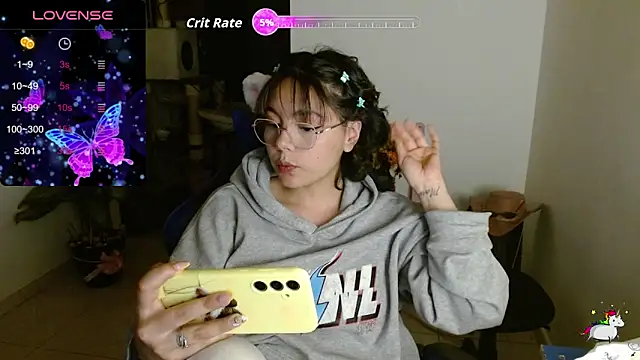 Snapshot of TRIXIE_TANG28 chatting on March 3, 1:34 am TRIXIE TANG28 online show from March 3, 1:34 am