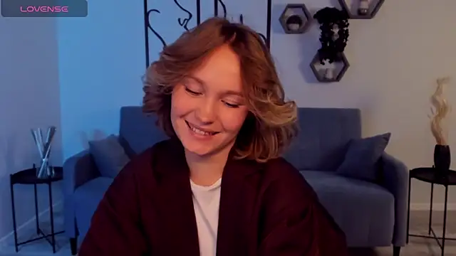 BritnieCute online show from October 1, 5:46 am