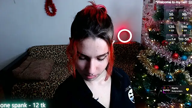 Snapshot of Miya_Wey_ chatting on December 26, 12:05 pm Miya Wey online show from December 26, 12:05 pm