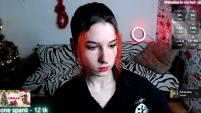 Snapshot of Miya_Wey_ chatting on January 12, 11:07 am Miya Wey online show from January 12, 11:07 am