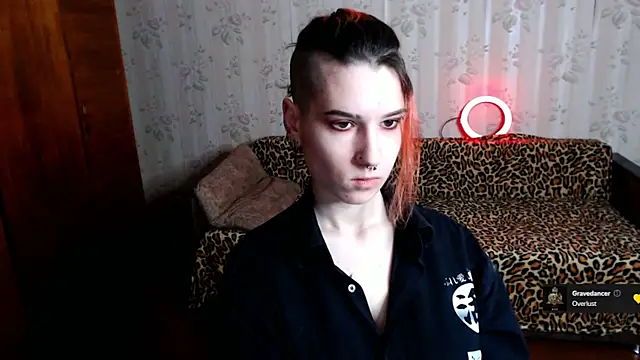 Snapshot of Miya_Wey_ chatting on February 9, 11:58 am Miya Wey online show from February 9, 11:58 am