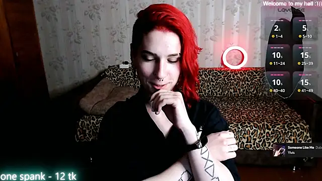 Snapshot of Miya_Wey_ chatting on March 9, 7:37 pm Miya Wey online show from March 9, 7:37 pm