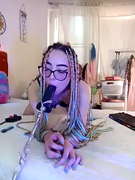 Yennastone online show from January 6, 7:35 pm