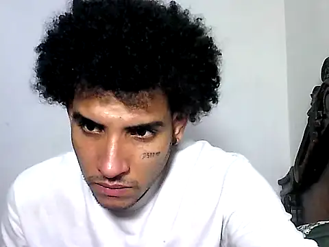 Snapshot of maick5- chatting on October 10, 3:00 pm maick5- online show from October 10, 3:00 pm