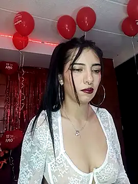 Snapshot of Raven__purple chatting on February 15, 2:15 am Raven purple online show from February 15, 2:15 am