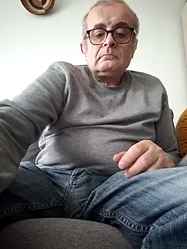 Bretoncool online show from March 8, 3:56 pm