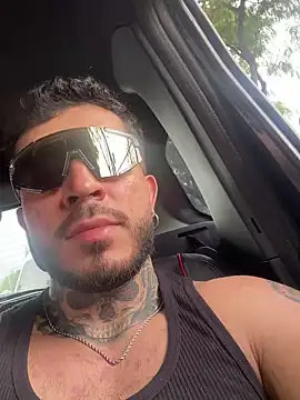 LeoSalvatore  online show from March 14, 7:12 pm