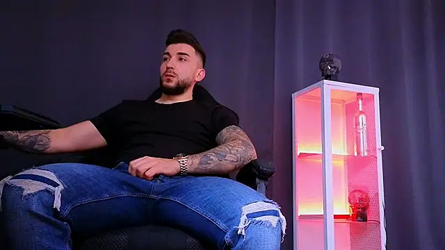 MightyAaron66 online show from March 14, 3:58 pm