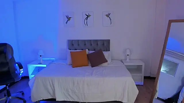 Tamy edwards online show from March 20, 1:24 am