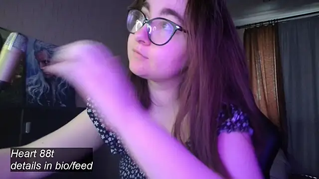 Snapshot of el_sweety chatting on February 10, 1:01 pm el sweety online show from February 10, 1:01 pm