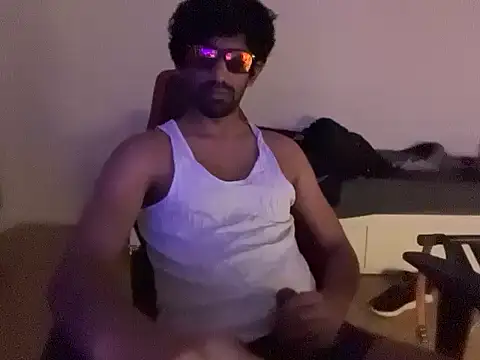 dominanthubby online show from June 17, 9:16 pm