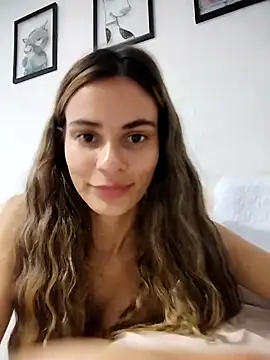 cuteluci  online show from March 19, 2:13 pm