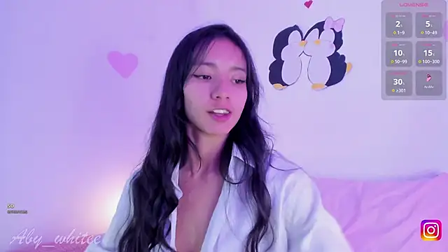 AbyWhitee online show from February 20, 9:00 am