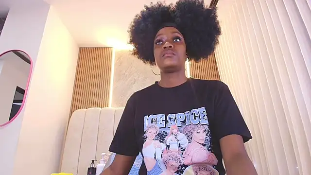 kata hazel online show from April 10, 7:18 pm