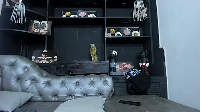 Snapshot of HeellBoy_ chatting on October 22, 8:08 pm HeellBoy online show from October 22, 8:08 pm