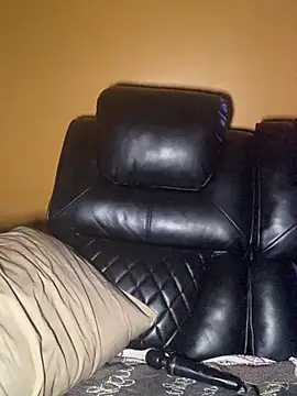 CrownedNyaries online show from January 10, 3:16 pm