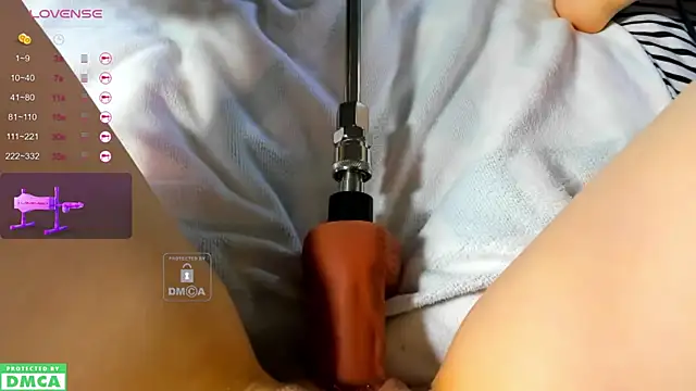 Snapshot of xteona chatting on September 23, 10:40 am xteona online show from September 23, 10:40 am