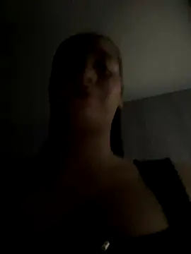 Snapshot of karla_nill chatting on December 2, 10:01 pm karla nill online show from December 2, 10:01 pm
