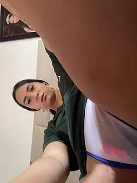 Snapshot of karla_nill chatting on December 30, 5:13 pm karla nill online show from December 30, 5:13 pm