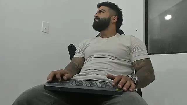 Lyon vach online show from February 23, 2:18 am