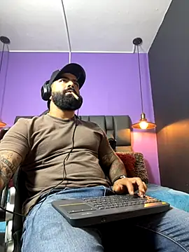 Lyon vach online show from October 1, 9:10 pm