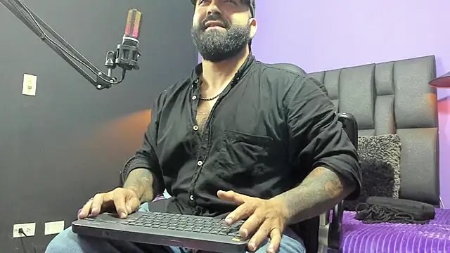 Lyon vach online show from April 14, 1:00 am