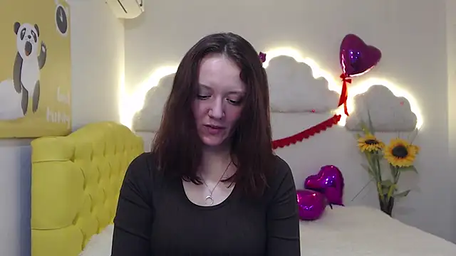 BarbaraStily online show from February 15, 6:01 pm