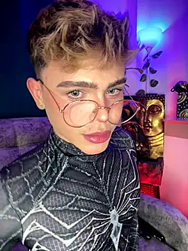 PRINCE STEV online show from October 3, 12:18 am