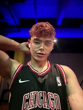 PRINCE STEV online show from October 20, 8:42 pm