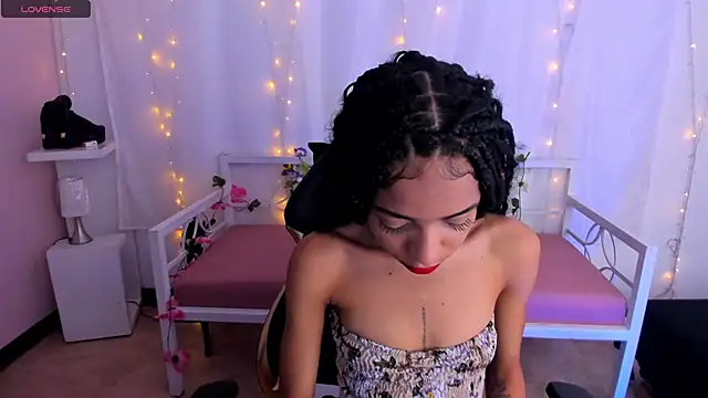 Abigail Wilson  online show from December 11, 9:55 pm