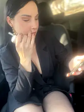 Snapshot of Roxana-Sexy chatting on November 14, 4:11 am Roxana-Sexy online show from November 14, 4:11 am