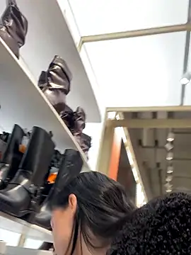 Snapshot of Roxana-Sexy chatting on January 9, 5:32 am Roxana-Sexy online show from January 9, 5:32 am