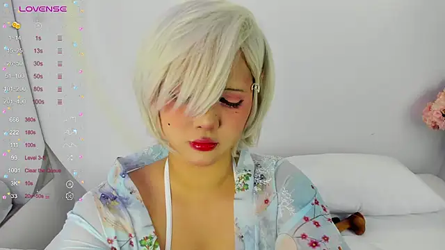 NanaOsaky online show from February 4, 12:33 pm