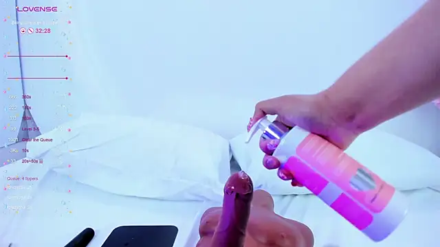 NanaOsaky online show from February 6, 6:35 pm