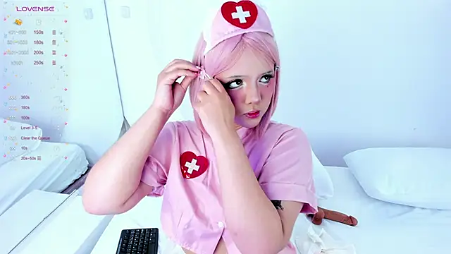 NanaOsaky online show from February 26, 12:25 pm