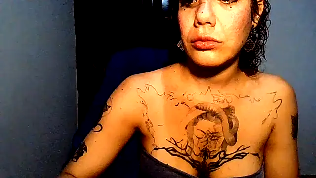 Submersidollx online show from April 22, 8:54 pm