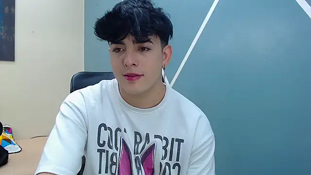 nolan twink1 online show from March 8, 5:43 pm