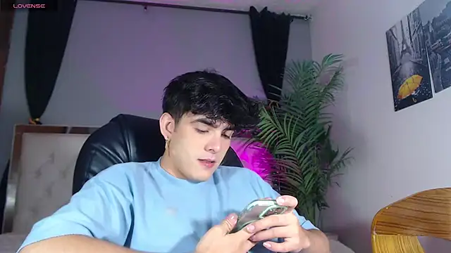 nolan twink1 online show from September 29, 5:51 pm