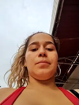 LaurenWelly  online show from March 10, 10:55 pm