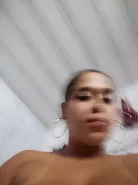 LaurenWelly  online show from October 2, 11:23 pm