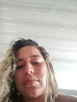 LaurenWelly  online show from February 21, 9:05 pm