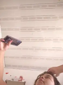 LaurenWelly  online show from February 26, 9:03 pm